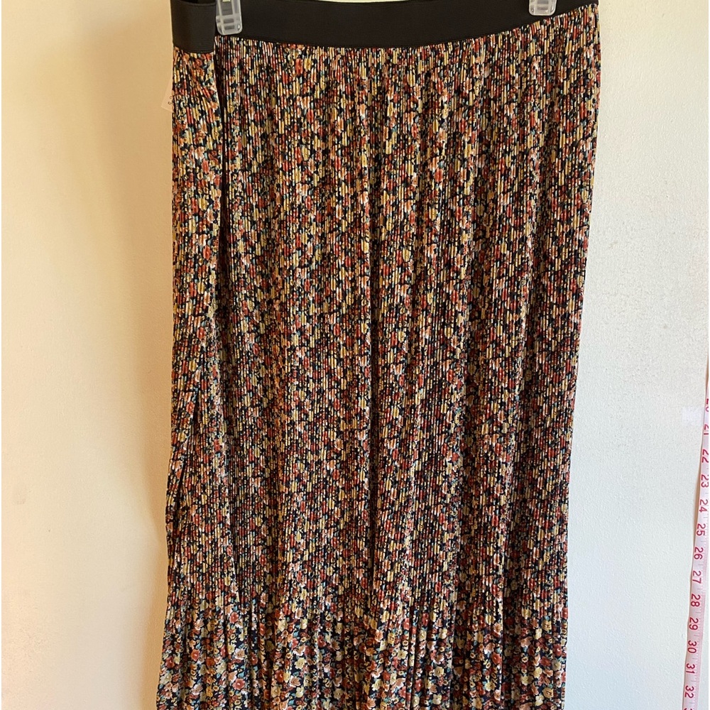 NWT Adrianna Papel Dress